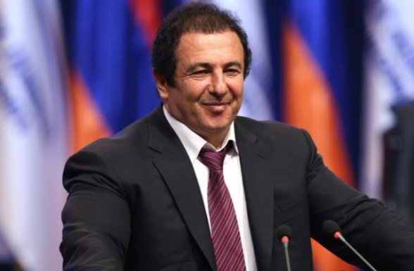 Գագիկ Ծառուկյանի առանձնատանը և հողատարածքում կատարվում է զննություն. փաստաբանը մանրամասներ է ներկայացրել